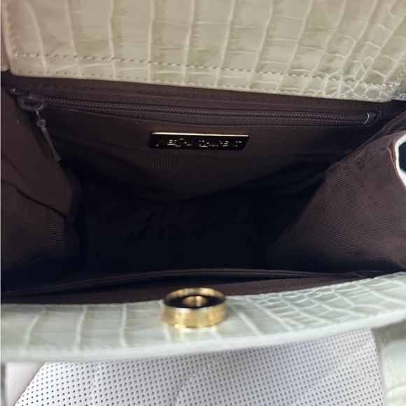 Vintage YSL Croc Embossed Bag - Picture 4 of 4